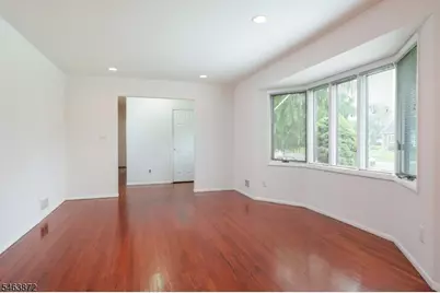 77 Schwinn Dr, Clark Township, NJ 07066 - Photo 7