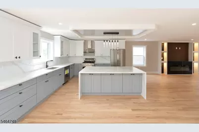49 Center St, Clifton, NJ 07011 - Photo 3
