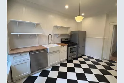 194 Hillside Ave #2, Glen Ridge, NJ 07028 - Photo 1