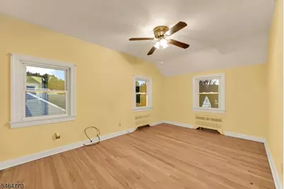 842 Travers St, Union Township, NJ 07083 - Photo 13