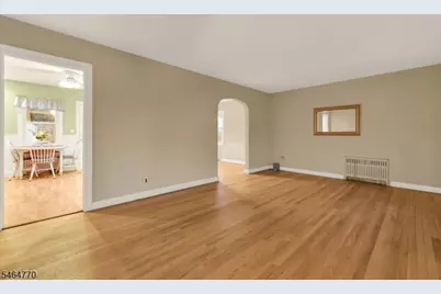 842 Travers St, Union Township, NJ 07083 - Photo 3