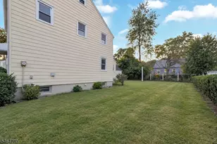 842 Travers St, Union Township, NJ 07083 - Photo 21
