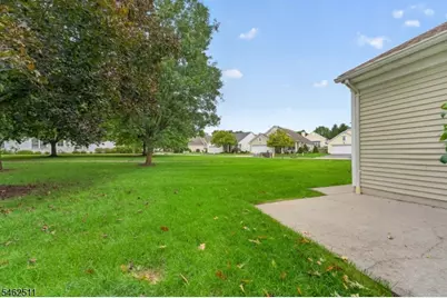 38 Victoria Dr, White Township, NJ 07823 - Photo 3
