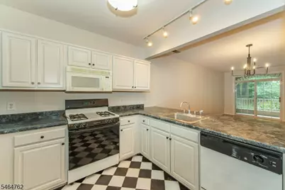 1108 Bush Cir, Rockaway Township, NJ 07866 - Photo 9