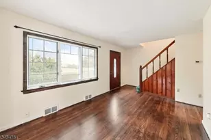 51 Diverty Rd, Hopewell Township, NJ 08534 - Photo 9