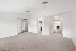 104 Heritage Blvd, West Windsor Township, NJ 08540 - Photo 9