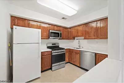 104 Heritage Blvd #9, West Windsor Township, NJ 08540 - Photo 5