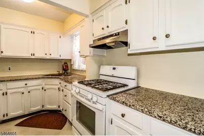 58 Jordan Rd, Woodbridge Township, NJ 07067 - Photo 17
