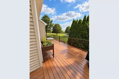 31 Falcon Way, Washington Township, NJ 07882 - Photo 7