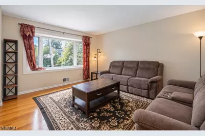 66 Edison Ave, Edison, NJ 08820 - Photo 7