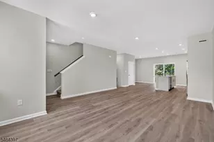 139 Essex Dr, Winslow Township, NJ 08081 - Photo 5