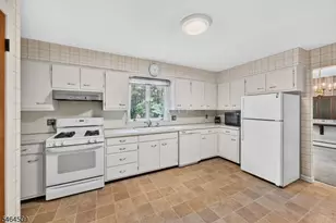 444 Vanderveer Rd, Bridgewater, NJ 08807 - Photo 11
