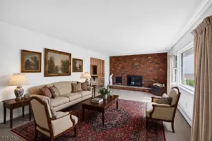 444 Vanderveer Rd, Bridgewater, NJ 08807 - Photo 17
