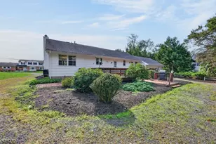 444 Vanderveer Rd, Bridgewater, NJ 08807 - Photo 47