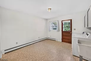 444 Vanderveer Rd, Bridgewater, NJ 08807 - Photo 29