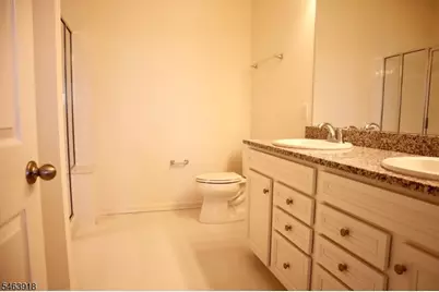 43 Aspen Dr, Cedar Grove, NJ 07009 - Photo 19
