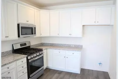 43 Aspen Dr, Cedar Grove, NJ 07009 - Photo 15