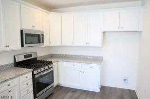 43 Aspen Dr, Cedar Grove, NJ 07009 - Photo 15
