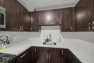 2000 Linwood Ave, Fort Lee, NJ 07024 - Photo 11