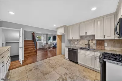 2837 Wickersham Ave, Linden, NJ 07036 - Photo 9