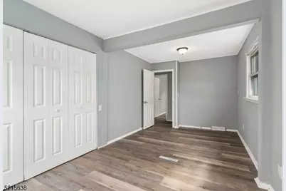 23 Clinton Ave, Mansfield Township, NJ 07865 - Photo 11