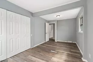 23 Clinton Ave, Mansfield Township, NJ 07865 - Photo 11