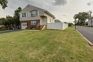 301 N 16th St, Kenilworth, NJ 07033 - Photo 3