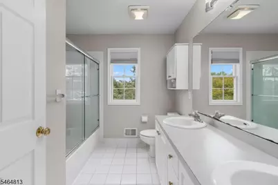 17 Woodcrest Ave, Mount Olive, NJ 07828 - Photo 19