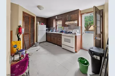 2393 Steuben St, Union Township, NJ 07083 - Photo 31