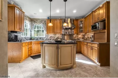 31 Dickinson Rd, Bernards Township, NJ 07920 - Photo 11