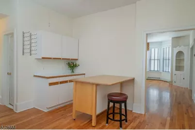 46 Franklin Pl, Summit, NJ 07901 - Photo 9