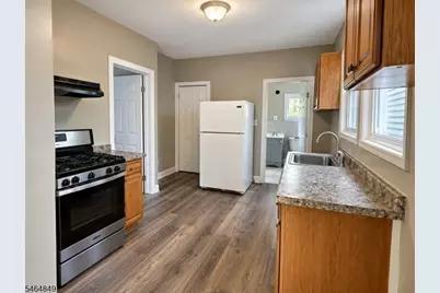 131 S 8th St #1, Newark, NJ 07107 - Photo 5