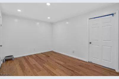141 Kearney St, Paterson, NJ 07522 - Photo 11