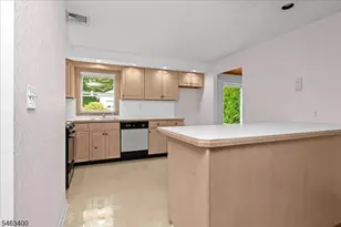 303 Carol Dr, Hackettstown, NJ 07840 - Photo 11