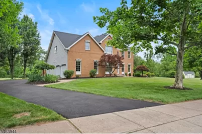 18 Montfort Dr, Montgomery Township, NJ 08502 - Photo 3