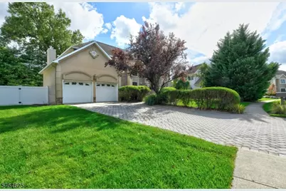 26 Liberty Court, Fairfield, NJ 07004 - Photo 37