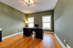 26 Liberty Ct, Fairfield, NJ 07004 - Photo 13