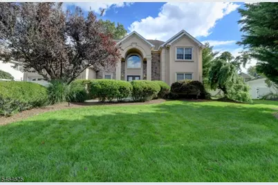 26 Liberty Court, Fairfield, NJ 07004 - Photo 1
