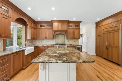 31 Old Farm Rd, Berkeley Heights Township, NJ 07922 - Photo 13
