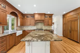 31 Old Farm Rd, Berkeley Heights Township, NJ 07922 - Photo 13