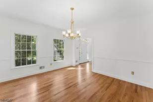 31 Old Farm Rd, Berkeley Heights Township, NJ 07922 - Photo 9