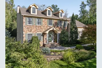 31 Old Farm Rd, Berkeley Heights Township, NJ 07922 - Photo 1