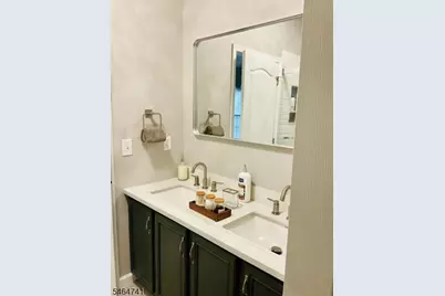 1 Valis Rd, Hillsborough Township, NJ 08844 - Photo 33