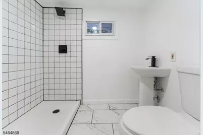 155 Augusta St, Irvington, NJ 07111 - Photo 15