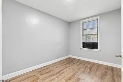 19 Summer St, Lodi, NJ 07644 - Photo 7