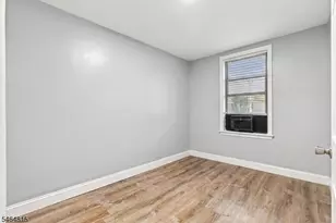 19 Summer St, Lodi, NJ 07644 - Photo 7