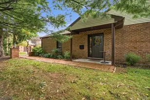 9 Betty Ct, Lebanon, NJ 08833 - Photo 1