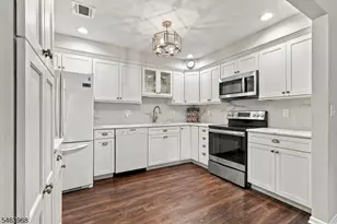 9 Betty Ct, Lebanon, NJ 08833 - Photo 15