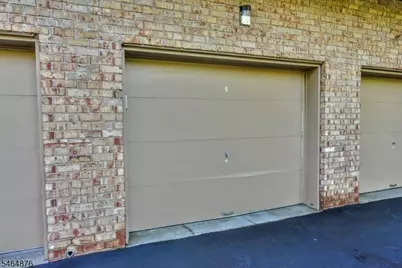 3221 Hilltop Rd, Mahwah Twp., NJ 07430 - Photo 23
