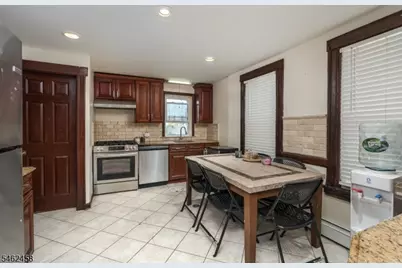 28 Prescott Ave, Clifton, NJ 07011 - Photo 5
